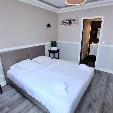 Luxury Апарт-готель Канни