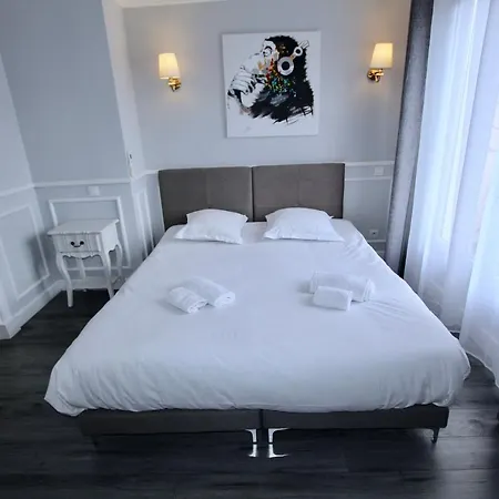 Luxury 2*