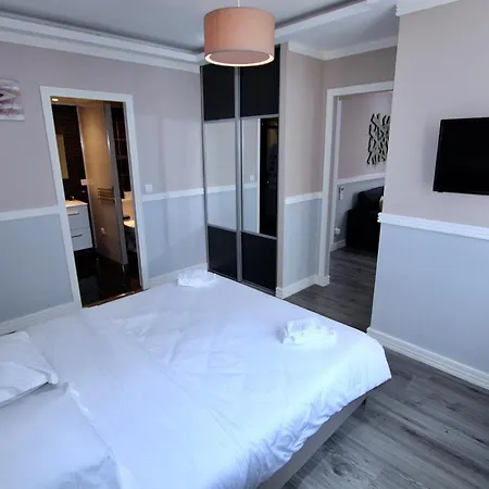 Hotel apartamentowy Luxury Cannes