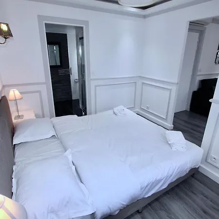 Hotel apartamentowy Luxury Cannes