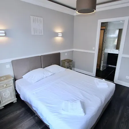 Hotel apartamentowy Luxury