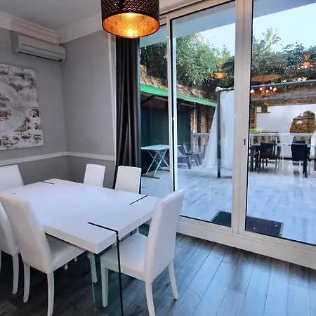 Hotel apartamentowy Luxury