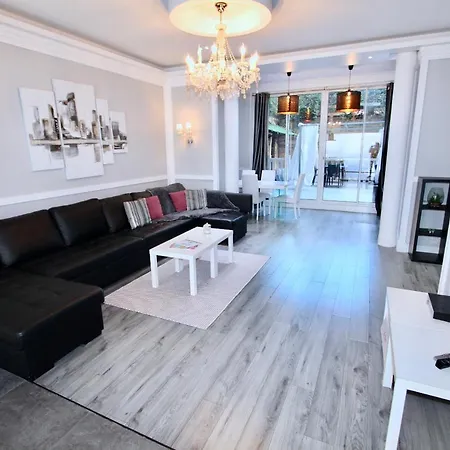 Luxury Hotel apartamentowy 2*