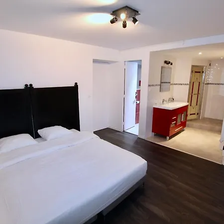 Hotel apartamentowy Luxury